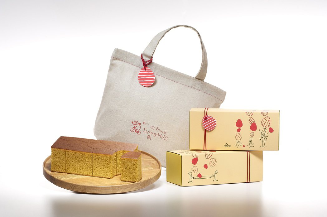 微熱山丘蜜豐糖蛋糕推出「彌月客製禮盒」，鵝黃色外盒象徵對寶寶最溫暖的祝福。微熱山...