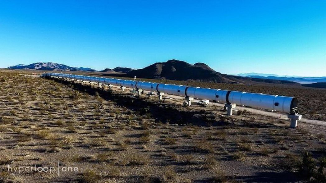 Hyperloop One在北拉斯維加斯測試超高速真空運輸管道。(圖取自Hype...