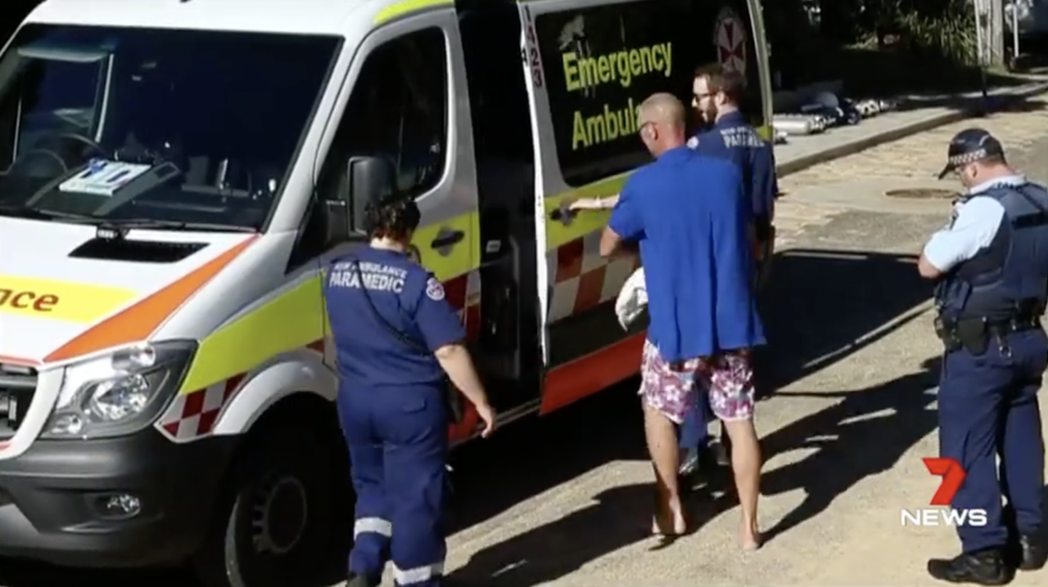 警方將男子送到當地醫院進行評估治療。圖／摘自7 News Sydney臉書