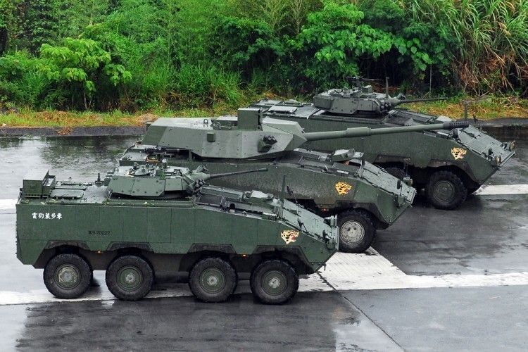國防部軍備局建案以新型二代雲豹甲車為基礎的輪型迫砲車研製案，受到一代雲豹甲車底盤...