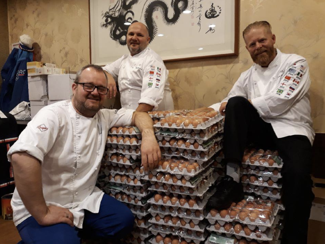 挪威冬奧隊隨隊主廚透過Google翻譯，南韓廠商購買1500顆蛋，貨到時卻送來1...