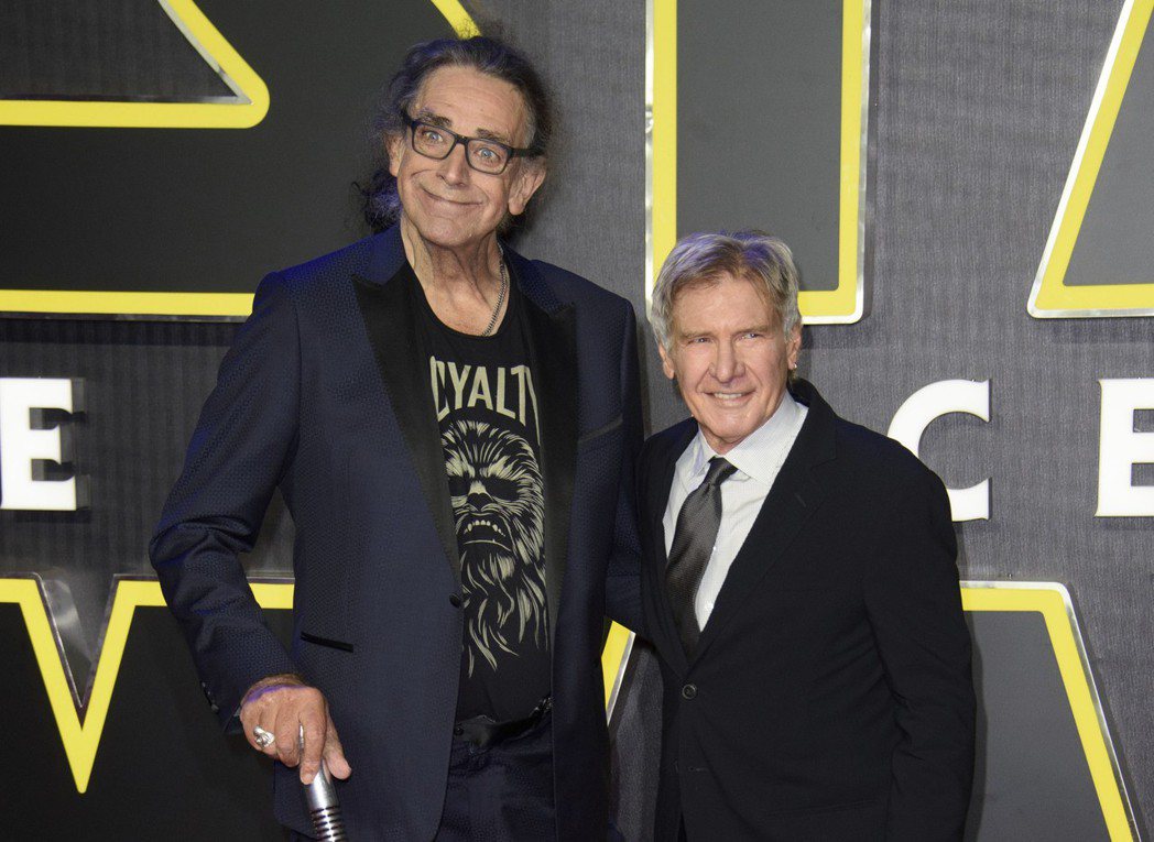哈里遜福特與彼得梅休4年前還一路出席「Star Wars：原力醒悟」首映會。圖／...