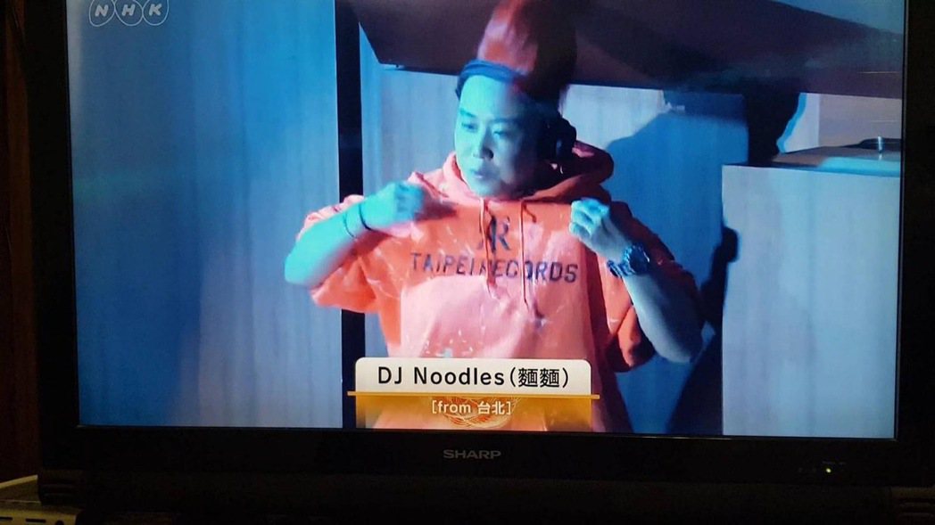 DJ Noodle日前與日本歌姬米希亞同台登NHK 2020紅白歌合戰。圖／OM...