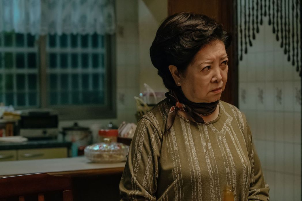 陳淑芳飾演母親「秀英」一角。圖／威視提供