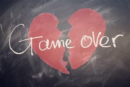 艾莉絲伊凡發布「Game over」心碎圖片，暗示婚姻裂痕已無法癒合，恐只有離異...