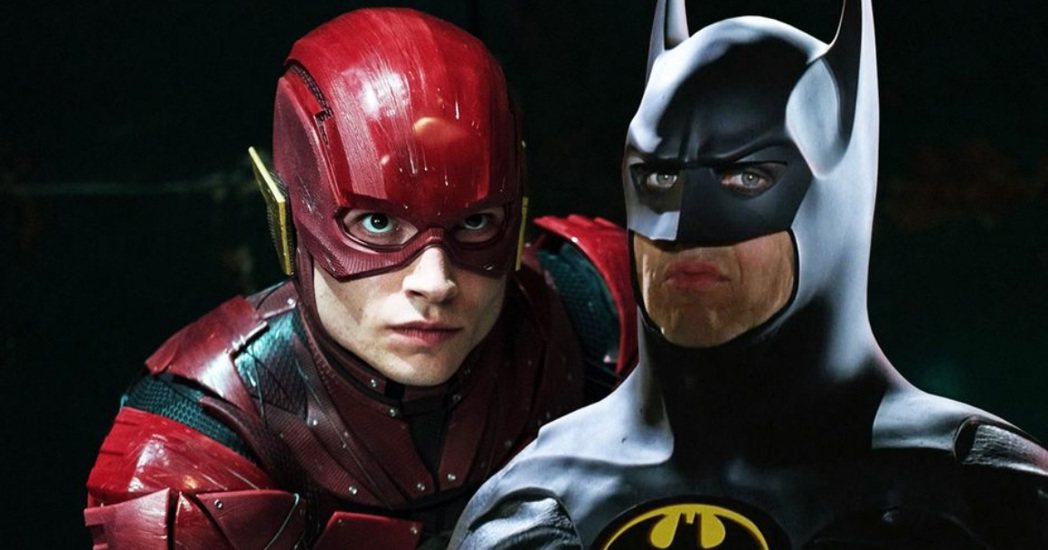 「閃電俠」電影中會出現米高基頓版（右）的蝙蝠俠。圖／摘自imdb