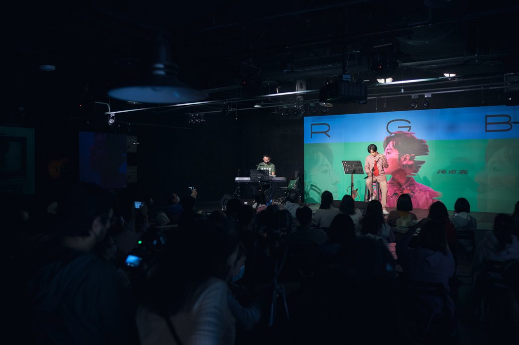GJ蒋卓嘉16日举办专辑“RGB”同名音乐会。图／索尼音乐提供
