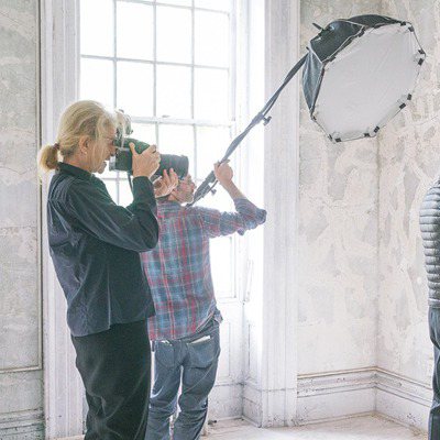 「最偉大女攝影師」Annie Leibovitz 再次攜手羽絨之王Moncler