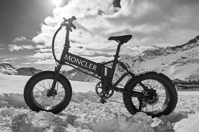 MONCLER x MATE.BIKE雪地極限電單車  超級無敵帥