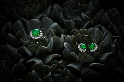 入秋珠寶綠意盎然上身！翡翠裝飾花冠 漸層綠中性風
