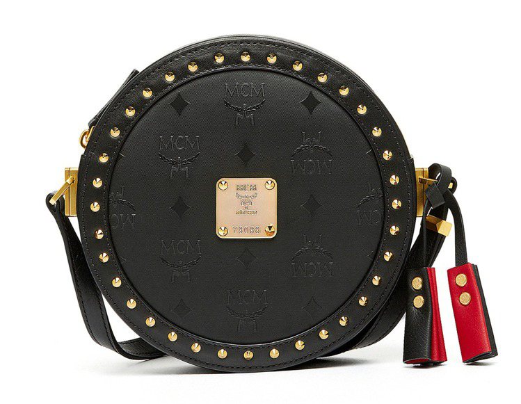Berlin鈴鼓造型斜背包，售價22,500元。圖／MCM提供