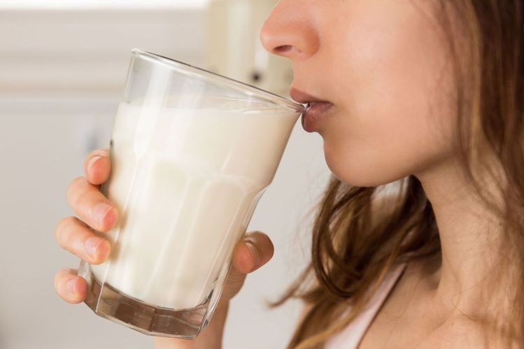 補鈣不是只能喝牛奶！10種「高鈣食物」推薦  不只防骨鬆還能預防骨折！