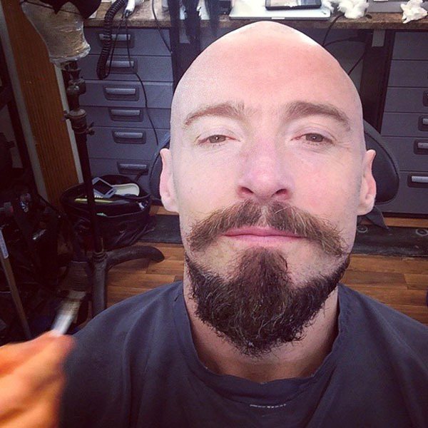 「金剛狼」休傑克曼最近剃了光頭，全是為了改編自《彼德潘》的新片《Pan》。圖／擷取自休傑克曼instagram
