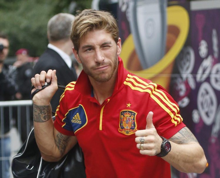 西班牙國家隊拉莫斯，很喜歡豎起大姆指比讚。圖／達志影像