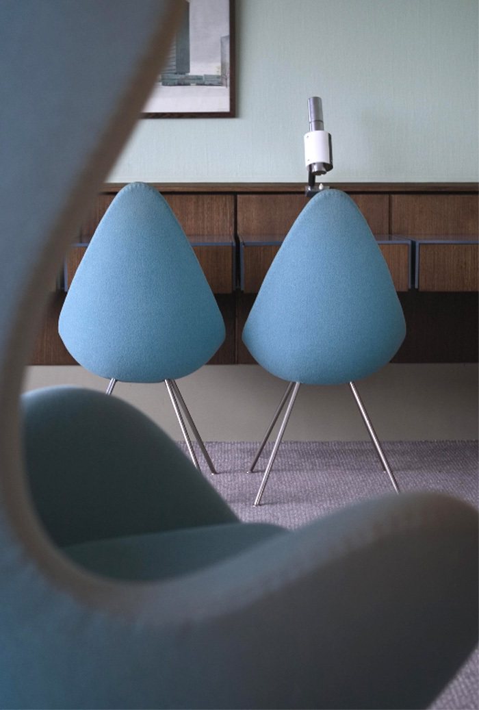 Room 606原創版的水滴椅。圖／信實名品Fritz Hansen提供