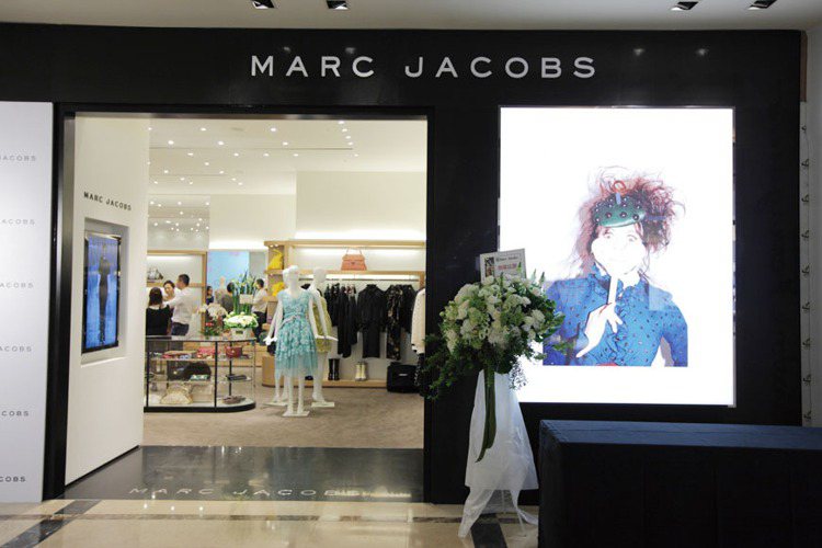 Marc Jacobs全台旗艦店於日前重新進駐信義新光A4。圖／TVBS周刊