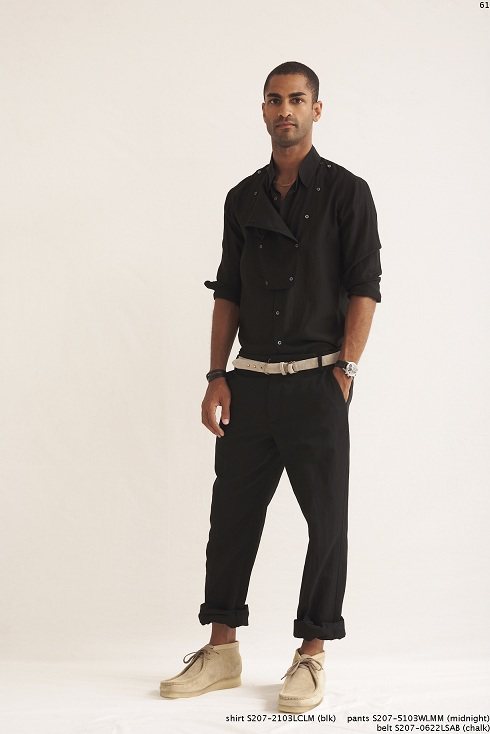 3.1 Phillip Lim黑色長袖襯衫，原價15680元，2折後價格3136元。圖／Level 6ix提供