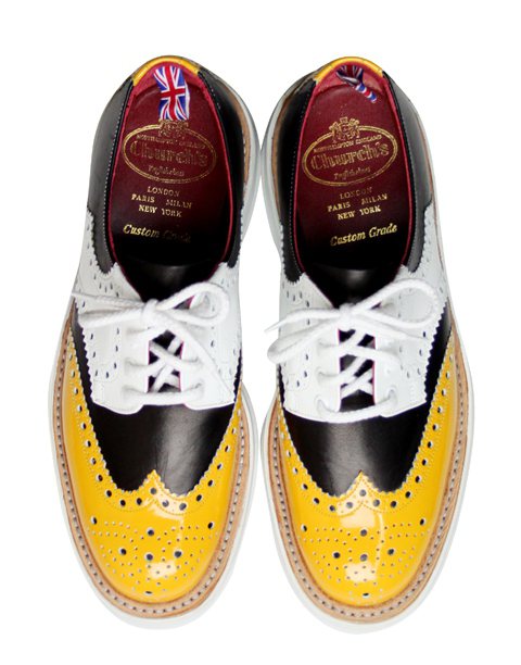 英國百年牛津鞋品牌Church's，本季運用拼接展現時尚感。圖／喜事提供