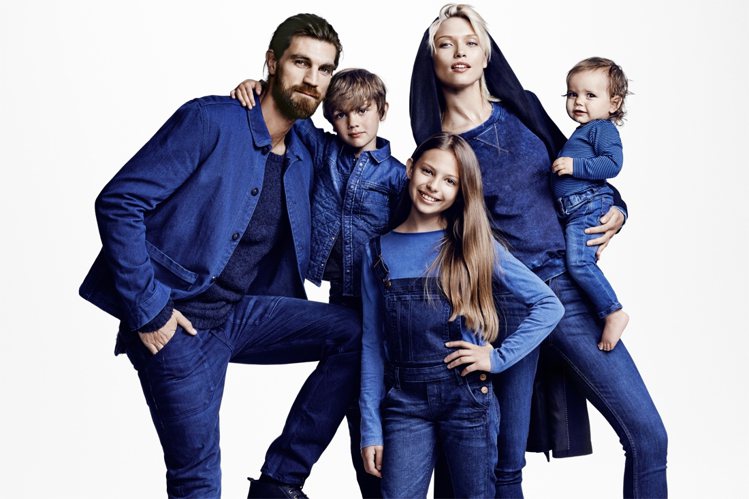 H&M推出首款環保丹寧Conscious Denim系列服飾，並將於10月2日全球上架開賣！圖／GQ提供
