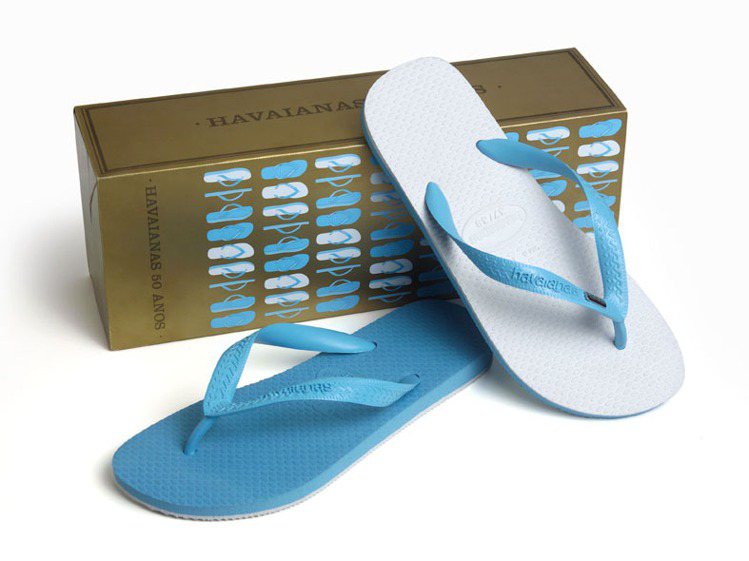 havaianas推出50周年全球限量紀念鞋款「Turning Point」，售價1,100元。圖／ havaianas提供