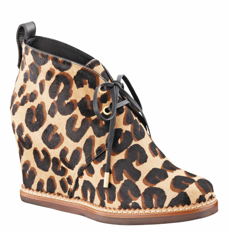 LV秋冬Fauvist 豹紋仿馬毛楔型踝靴、48,000元。圖／LV提供