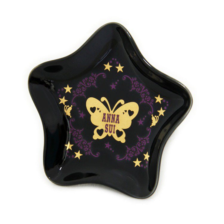 今年單筆消費滿5,000就送滿額限定贈品ANNA SUI小飾品盤（黑紫）。圖／ANNA SUI提供