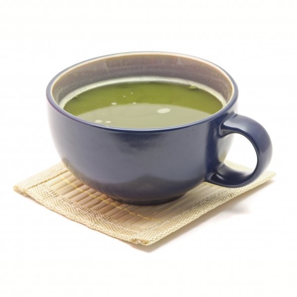 每天喝3杯綠茶能提升身體的燃燒脂肪能力，只需喝4個月，即有機會輕鬆減掉半公斤。圖／she.com Taiwan