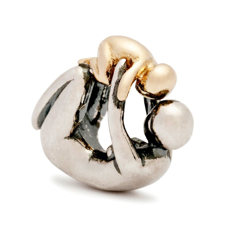 Trollbeads「母與子」珠飾，純銀結合K金材質。圖／丹麥鐲品提供
