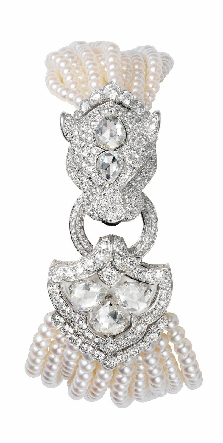 卡地亞高級珠寶神祕表，18K鍍銠白金鑲嵌鑽石，珍珠手鍊，表盤為鍍銀漆面，石英機芯，約2,150萬元。圖／Cartier提供