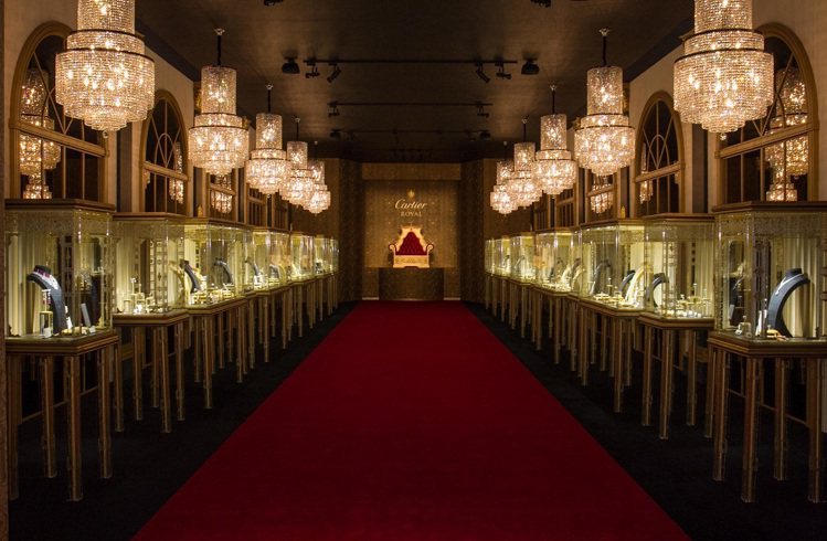 卡地亞頂級珠寶展以《Cartier Royal 卡地亞皇家之耀》為主題，奢華演繹寶石的高貴靈魂。圖／Cartier提供