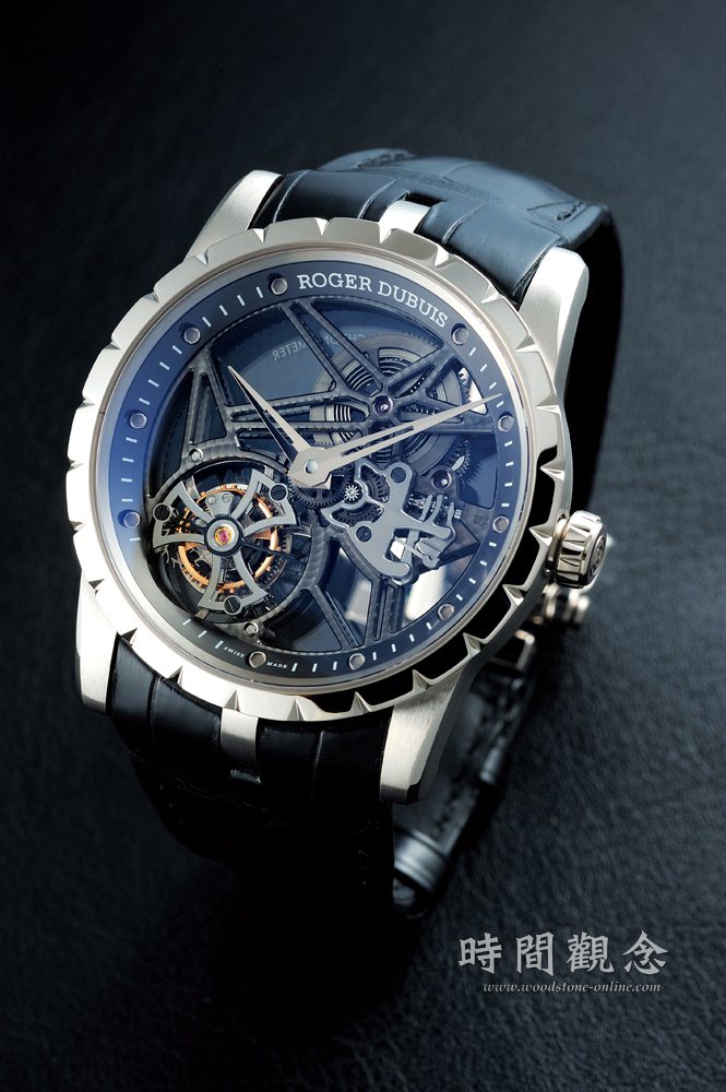 Excalibur Tourbillon Squelette鏤空陀飛輪腕錶
RD505SQ手上鍊機芯∕18K白金材質∕錶徑42mm∕時、分、小秒指示∕陀飛輪∕日內瓦印記∕藍寶石水晶鏡面、底蓋∕防水30米。圖／時間觀念提供