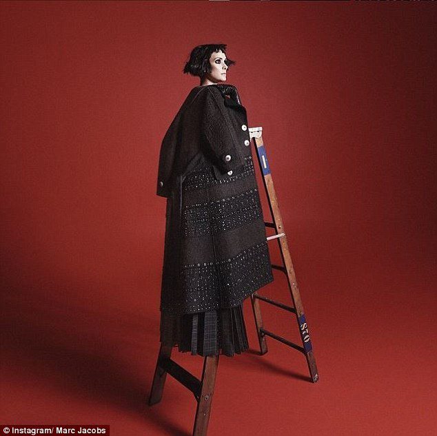 薇諾娜瑞德代言Marc Jacobs廣告，美豔如昔。圖／Marc Jacobs提供