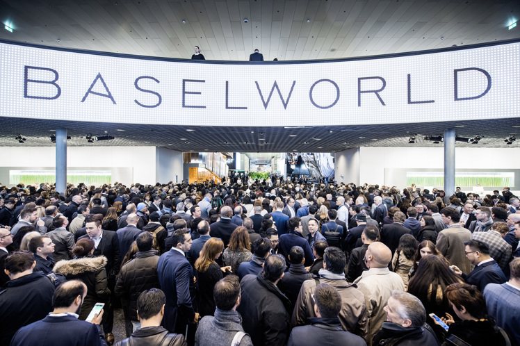 （版頭）2016年巴塞爾鐘表展（Basel World）可看出是保守中求發展。圖／Basel World提供