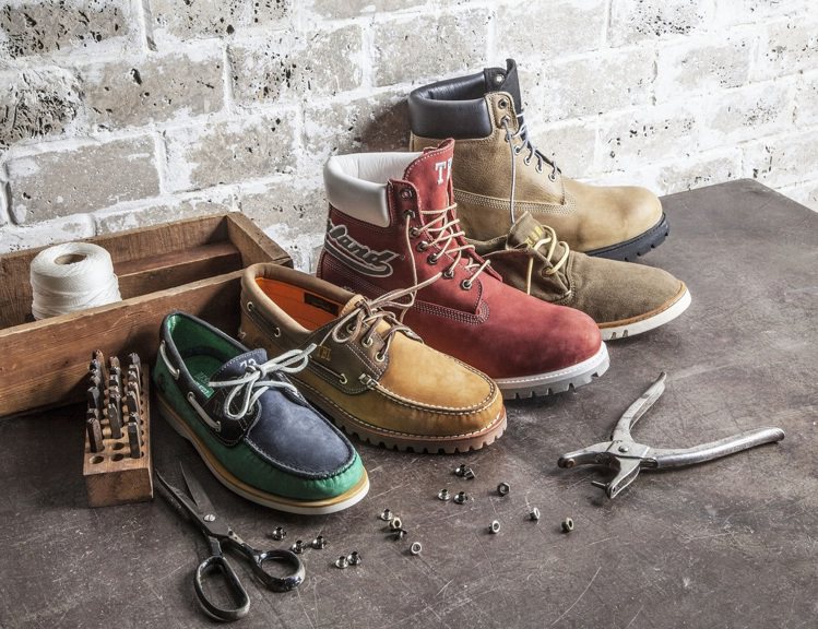 Timberland的經典短靴也可接受訂製，並在靴上繡字。圖／Timberland提供