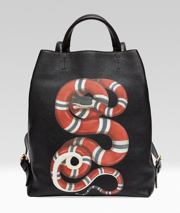 珊瑚蛇印花後背包，84,100元。圖／Gucci提供