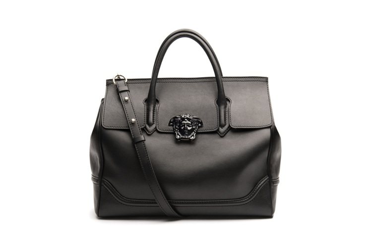 VERSACE新款Palazzo Empire黑色手提包，106,000元。圖／VERSACE提供
