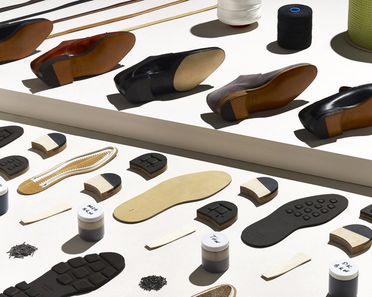 John Lobb這季便大推半訂製服務，可以從100多種原創鞋款中挑選適合自己的款式來客製化。圖／John Lobb提供