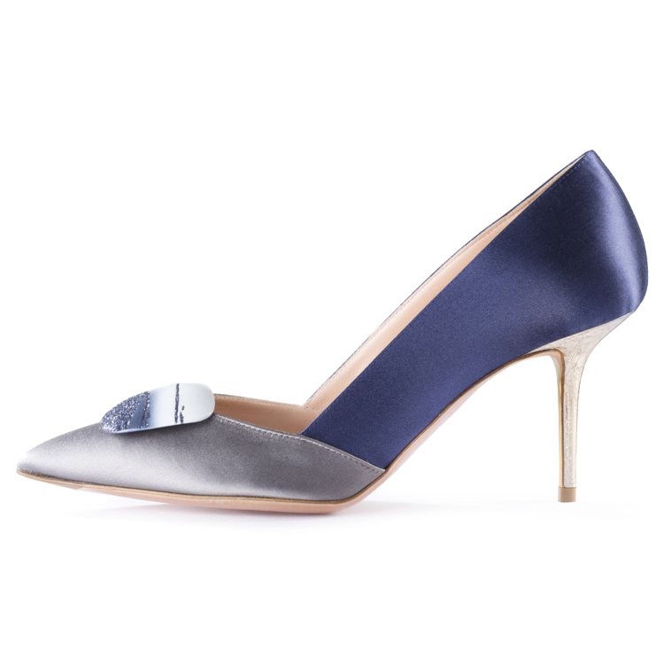 全新Shadow系列靛藍鞋款，售價76,800元。圖／R • SANDERSON提供
