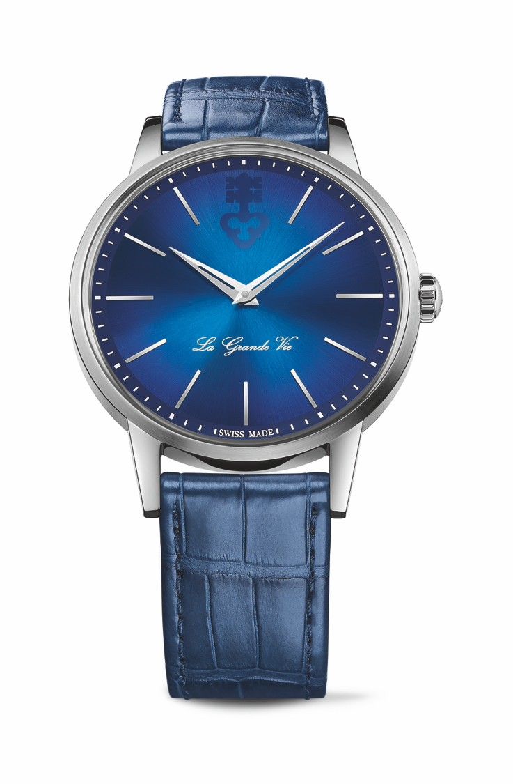 崑崙表La Grande Vie 系列自動上鍊鈦金屬腕表藍色款，12萬2,000元。圖／崑崙表提供