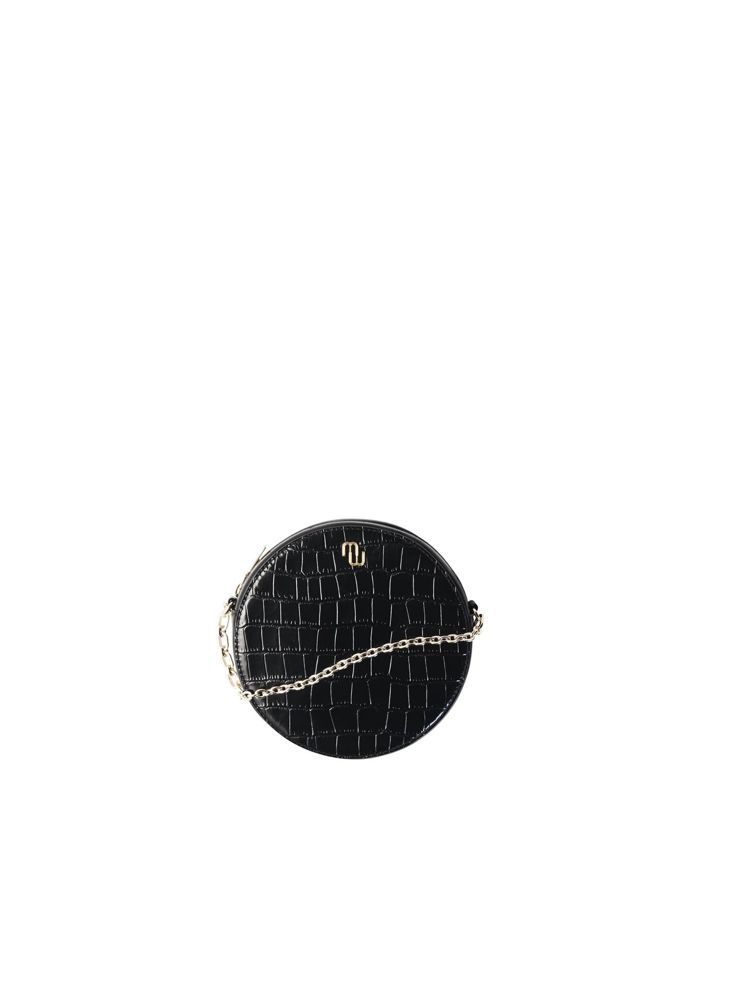 Disque黑色鱷魚壓紋圓形小包，9,050元。圖／maje提供