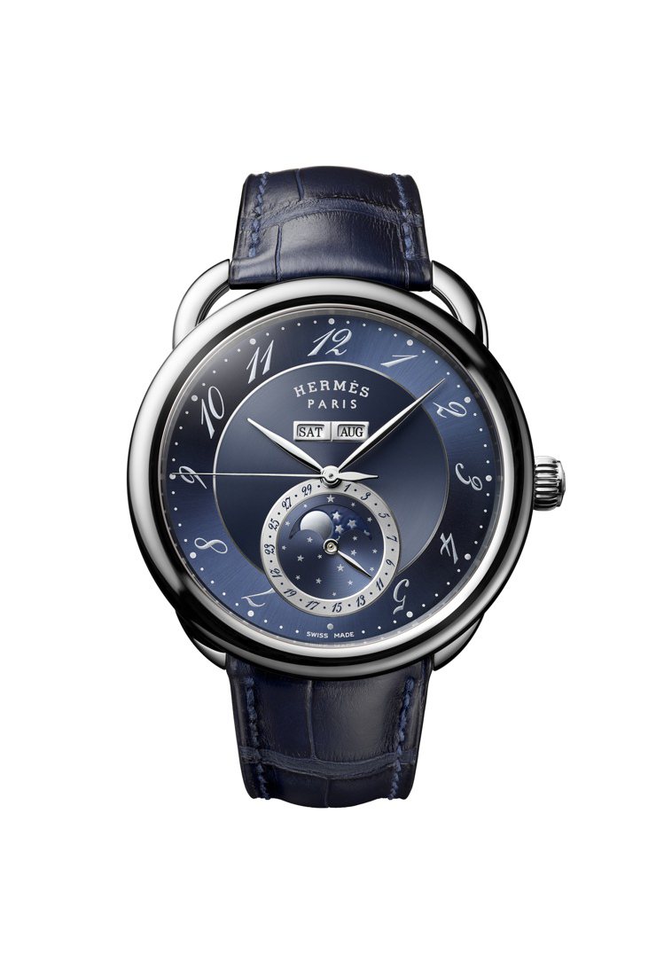 愛馬仕Arceau Grande Lune大月相腕表，43毫米精鋼表殼、自動上鍊機芯，20萬3200元。圖／愛馬仕提供