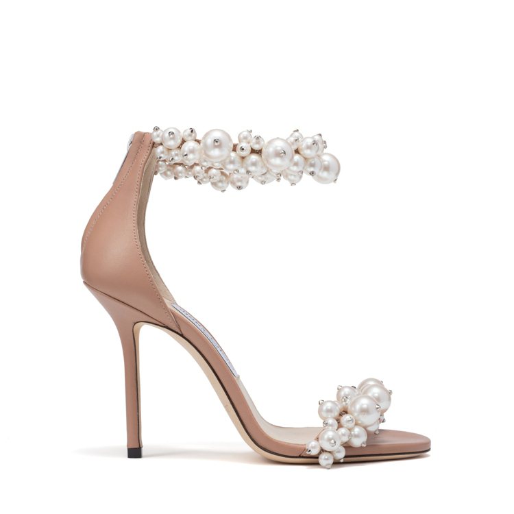 MAISEL珍珠高跟涼鞋，79,800元。圖／Jimmy Choo提供