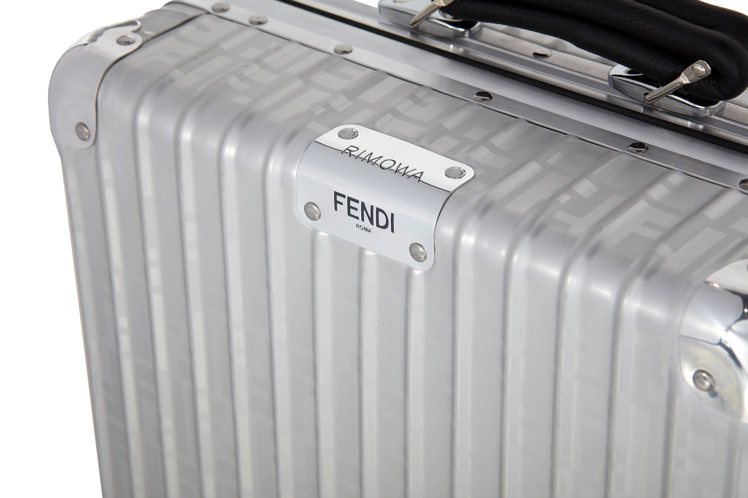 FENDI即將再度與RIMOWA推出雙方聯手的行李箱。圖／FENDI提供