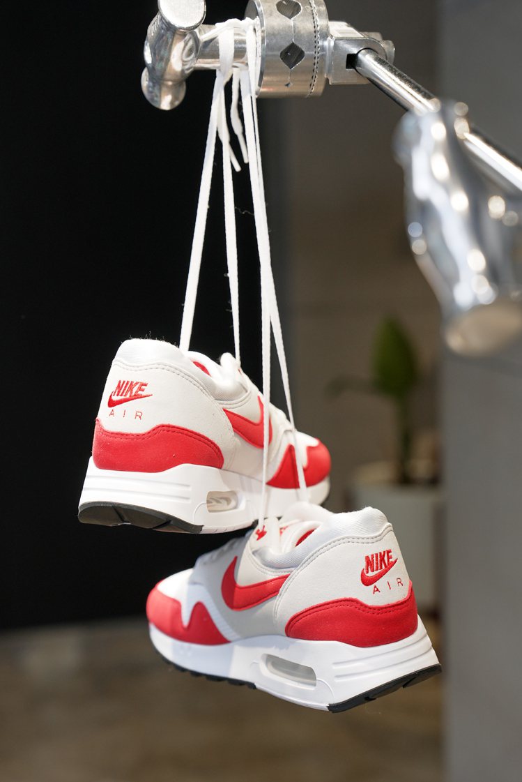 Nike Air Max 1 ’86 OG「Big Bubble」復刻鞋款，4,500元。圖／JUICE Taiwan提供