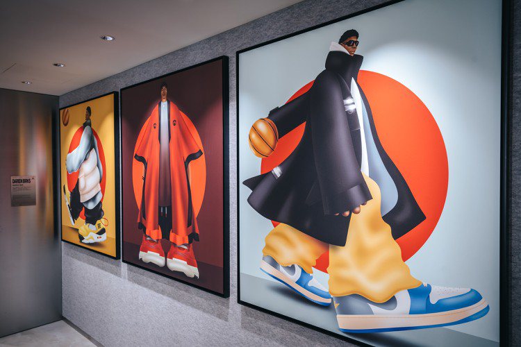 Jordan World of Flight澀谷旗艦店在裝潢時，也大量使用當地藝術家的作品，他們在創作中反映了這座城市與籃球文化的聯結。 圖／Nike提供