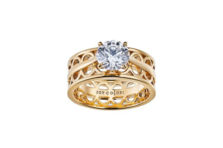 JOY COLORi「Love in Paris愛在巴黎」系列愛在右岸戒指，主鑽約1.5克拉，29萬元； 實際價格依鑽石顏色、淨度、車工與重量而有所不同。圖／JOY COLORi未來鑽石提供