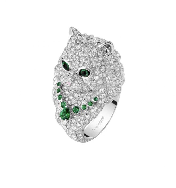 Animaux動物系列Wladimir貓咪戒指，白金750、粉紅漆與黑漆、鑲嵌石、綠色沙弗萊石、珍珠母貝、石英和黑色藍寶石，約333萬元。圖／Boucheron提供