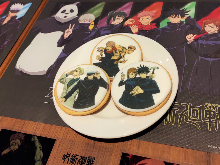 三款角色造型的糖霜餅乾。圖／歐拉歐拉餐酒館提供