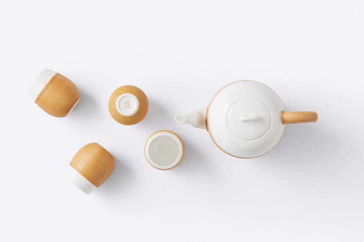 SHANG XIA上下「橋」系列竹絲扣瓷茶具組。圖／SHANG XIA上下提供