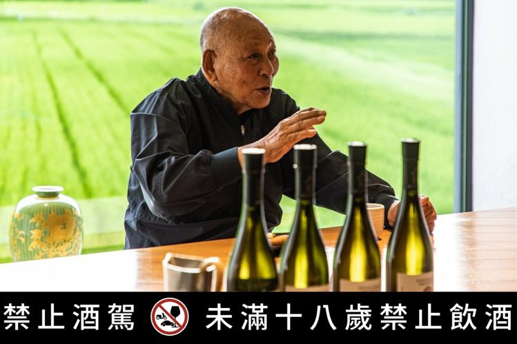 今年已90歲的農口尚彥也到了現場和眾人交流日本酒心得。照片提供／內木洋一